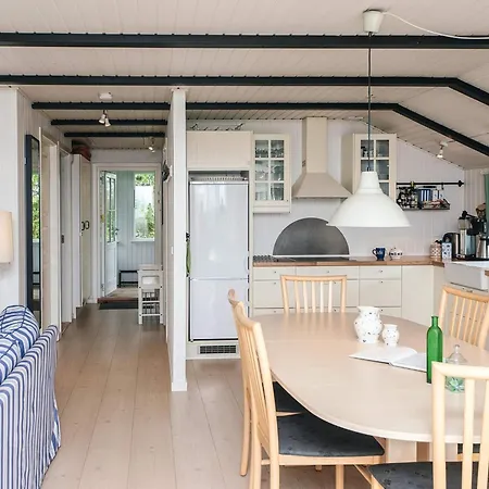 4 Star In * Blåvand