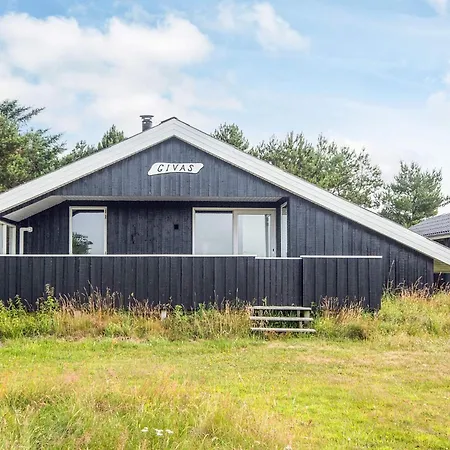 4 Star In Blåvand